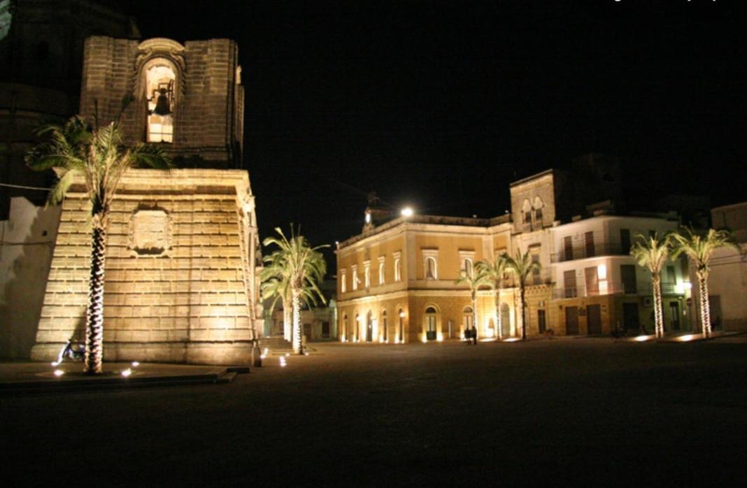 Casa Vacanze Campi Salentina Bagian luar foto