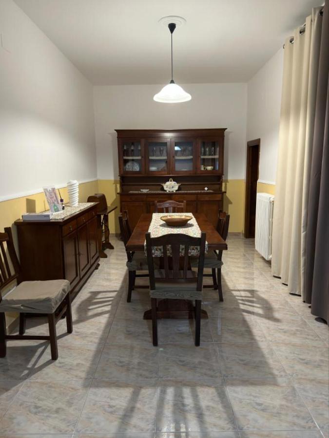 Casa Vacanze Campi Salentina Bagian luar foto