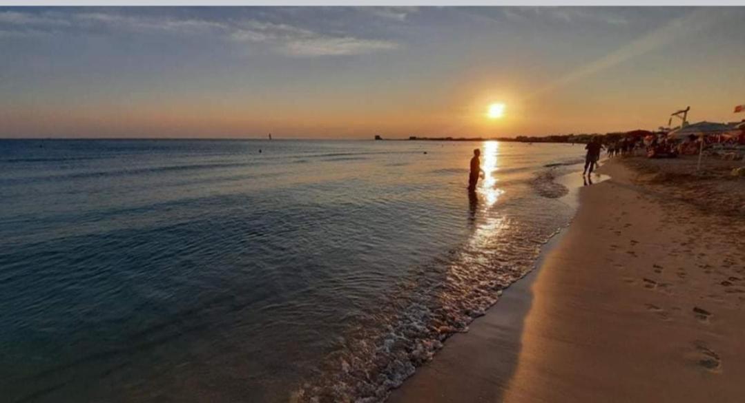 Casa Vacanze Campi Salentina Bagian luar foto