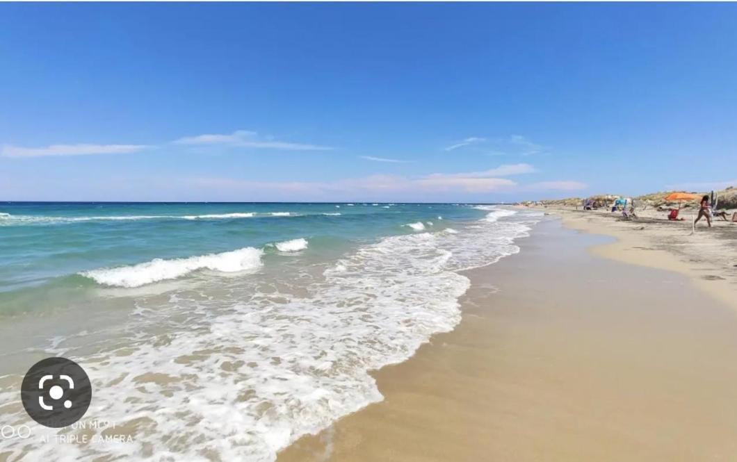 Casa Vacanze Campi Salentina Ruang foto